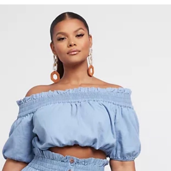 Fashion to Figure Crop Top - Picture 1 of 3